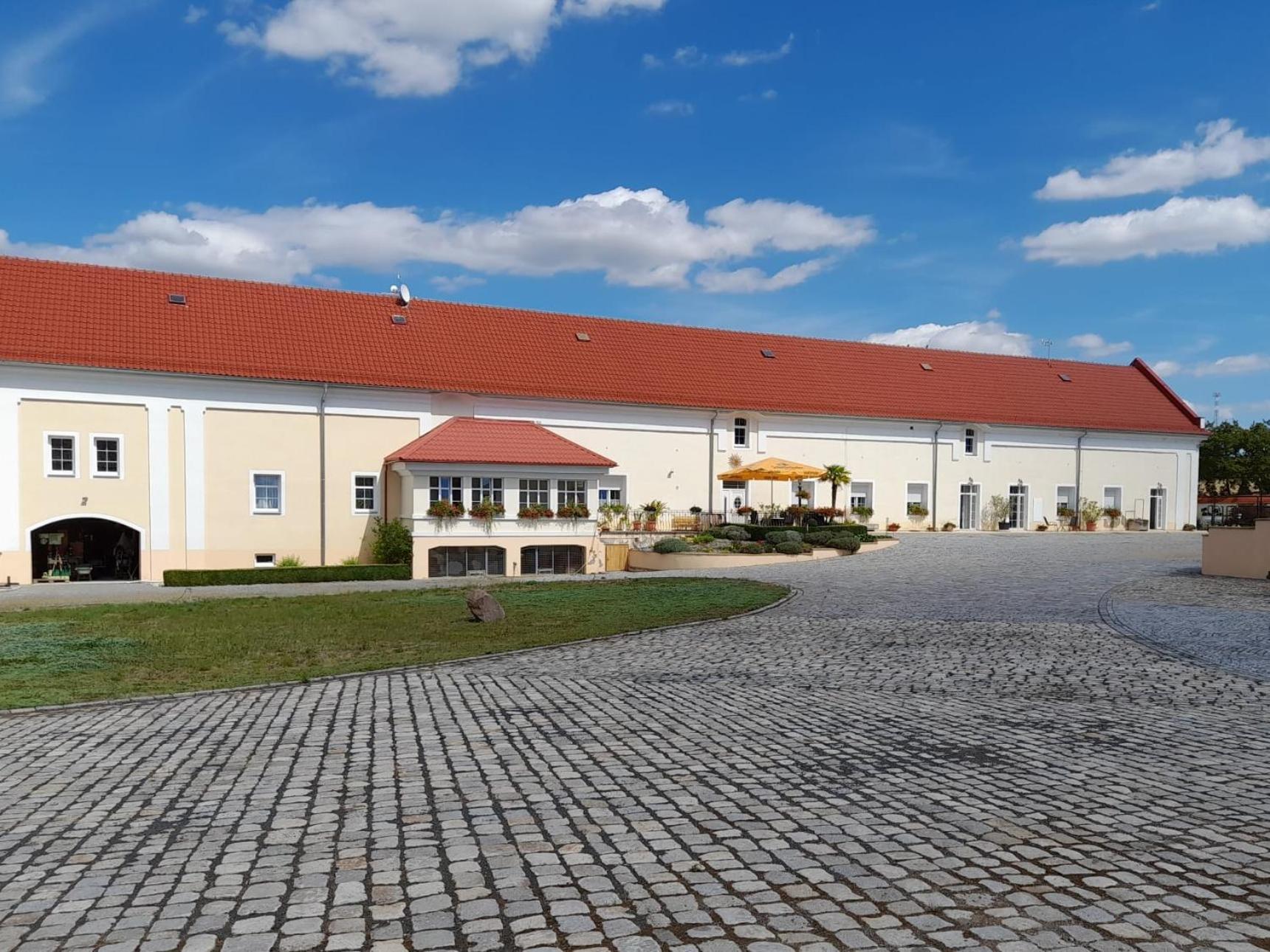 Gut Sonnenhof Zatec (Usti nad Labem)